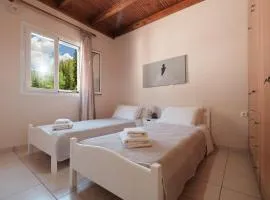 FAMILY SWEET HOME IOANNA