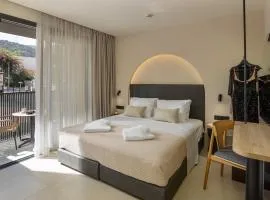 Karteris Luxury Suites