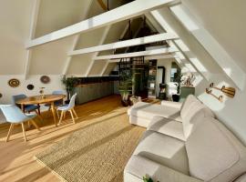 Black Pine Cabin, chalet i Szentendre