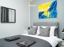 Trades Lane by CENTRAL SERVICED APARTMENTS - Cosy 1 Bedroom - Walk Away From City Quay V&A - Walk to Bus and Train Station - Easy Access to City Centre - Fast Wi-Fi - Fully Equipped - Weekly & Monthly Stay Offers