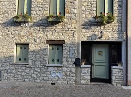 Ca' Dei Sassi, hotel em Sequsino