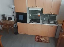 Cecric, hotel in Bassy