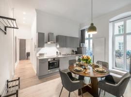 The Lohmeyerstr III, lovely 2 BR, group & family friendly, 2- 4 Guests, hotel in Berlijn