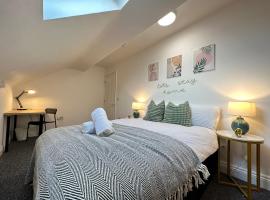 Modern 1-Bed Apartment in Central Ilkeston, hotel in Ilkeston