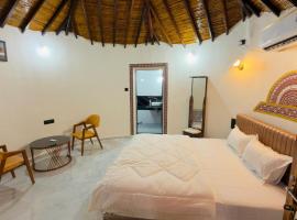 Holiday Homestay dholavira, hotel sa Gavridad