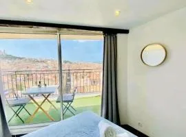 Studio vue bonne mère