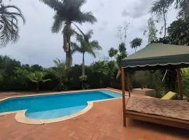 SHB - Chácara Koxixo, Piscina, Refúgio Urbano e Conforto