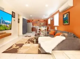 2 bedroom 1 bath Seattle Guest Suite !