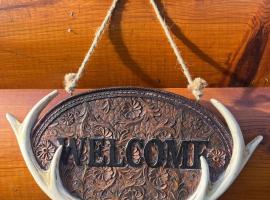 Cozy Lake Cabin, hotel a Eagle Rock