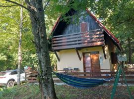 Šumska bajka Lukovo, Hotel in Bribir