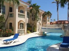 Wacamaya condo - 5 minutes to Palm beach