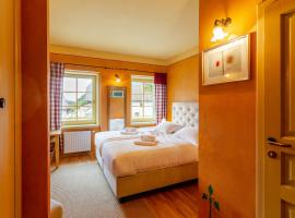 Pod Gora Boutique Hotel، فندق في كراجسكا غورا