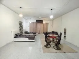 Homestay RnR CafeStay