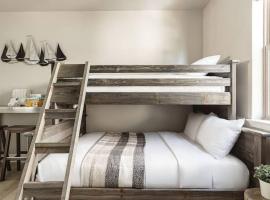 The Reel Deal, Luxury Family Cabin by Alpine Slide, luxury hotel in Big Bear Lake