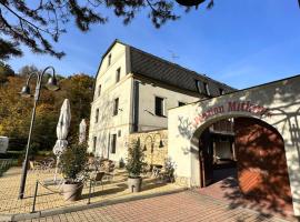 Penzion Mítkov, hotel v destinaci Brandýs nad Orlicí