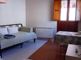 Coqueto Estudio 2, hotel a Ezcaray