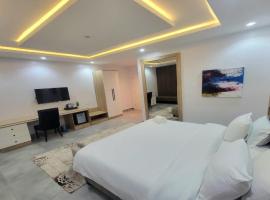 Yetunde Ajayi Airport Hotel, hotel with parking in Lagos