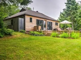 LUX Waterfront Cottage at FarAway Pond