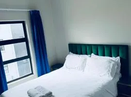 One on Heather Midrand