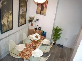 Chic 3 Bedroom