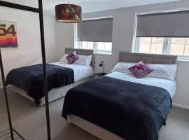 City Centre Apartment 2 Bedrooms Free Parking