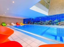 Novotel Zurich City West, хотел в Цюрих