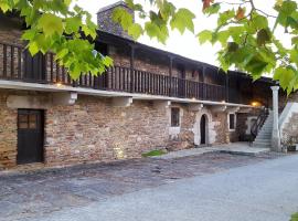 Casa Berdeal, hotel v destinaci Mañón