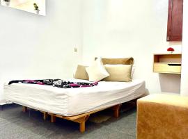 Hotel America Apartments, hotel with hot tubs in Dakhla