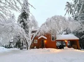 21 Mi to Gore Mtn Adirondack Oasis with Sauna