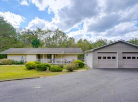 Home 14 Mi to Shenandoah Natl Park! Fenced Yard, hotel en Ruckersville