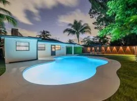 Villa Hollywood Pool Trampoline BBQ Hard Rock