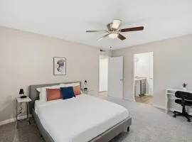 Crest At East Cobb 1828d Serene 2bd 15bt