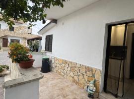 Monolocale Rosy 3, hotel di Isola Sacra