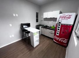 Studio em ótima localização no centro de BC, hotel in Balneário Camboriú