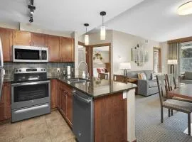 Mountain View Escape with open hot tub, Views!!