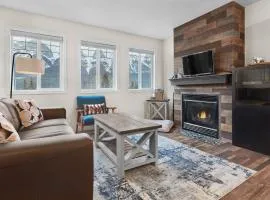 Mountain Gate - Pet Friendly 2BR w Mountain Views and open hot tub