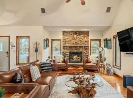 Lake View Retreat AvantStay Entertainers Home Yard Deck Game Room