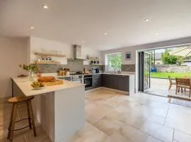 4 bed in Crickhowell 85242