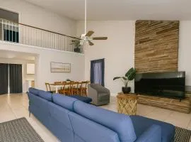 Luxurious 3-Bedroom House w Priv Pool Game Room