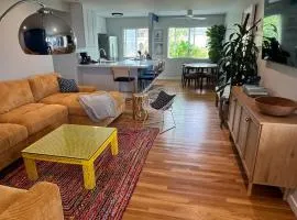 Amazing La Jolla Ocean View 2 bedroom apartment