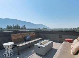 Columbia Crest 301, place to stay in Columbia Falls