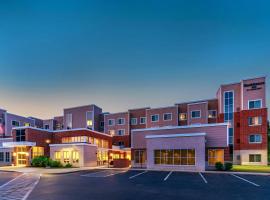 Residence Inn by Marriott Nashua, hotel sa bazenima u gradu Na&scaron;ua