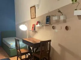 Monolocale privato ai Giardini Reali