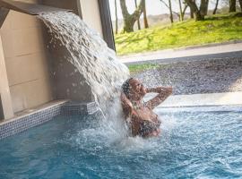 Mercure Manchester Norton Grange Hotel & Spa, hotel in Rochdale