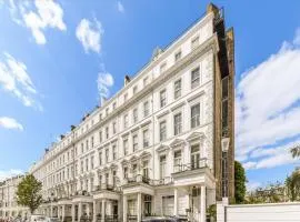 The Kensington Luxe Suites