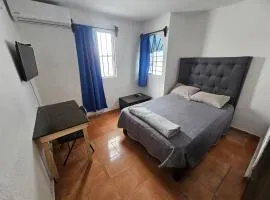 Habitación centrica con baño privado