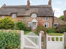 2 Bed in Bacton 88326