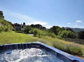 4 Bed in Conwy 50934