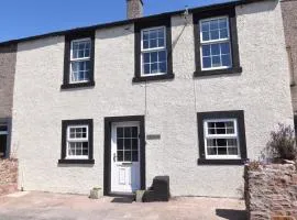 4 Bed in Gosforth 85807