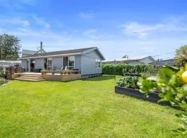 Hannahs Bay Haven - Rotorua Holiday Home